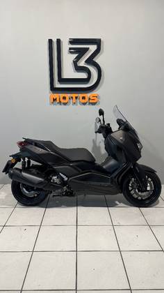 YAMAHA XMAX 300 CONNECTED ABS YAMAHA XMAX 300 CONNECTED ABS
